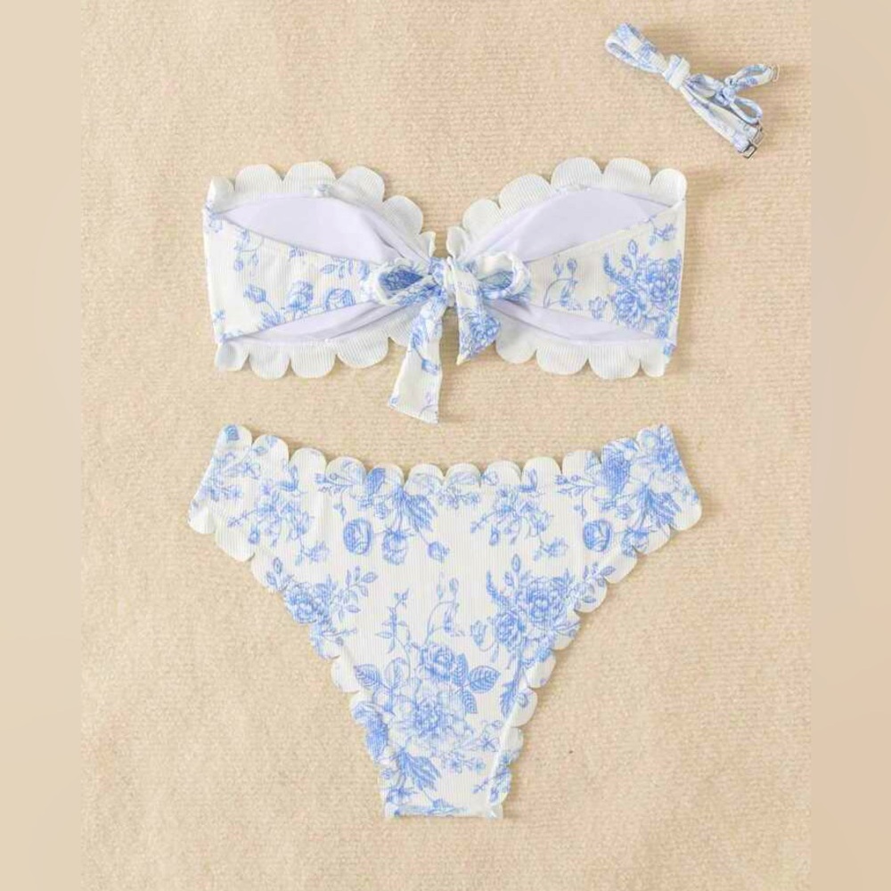 Ribbed Blue & White Scalloped Floral Bikini Swimsuit Set - Picture 2 of 15
